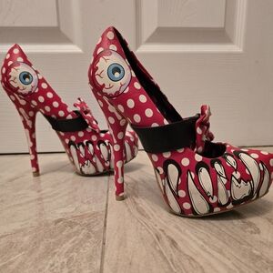 Iron Fist Looky Lou platforms